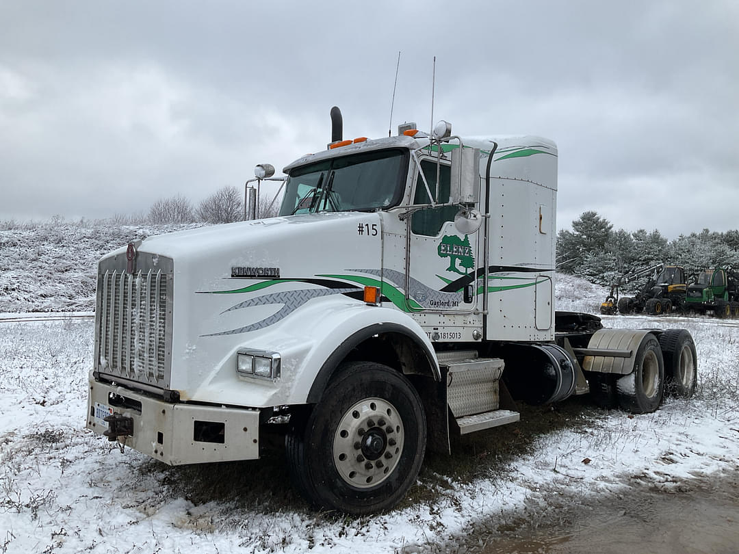 Image of Kenworth T800 Primary image