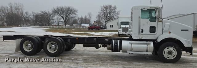 Image of Kenworth T800 equipment image 3