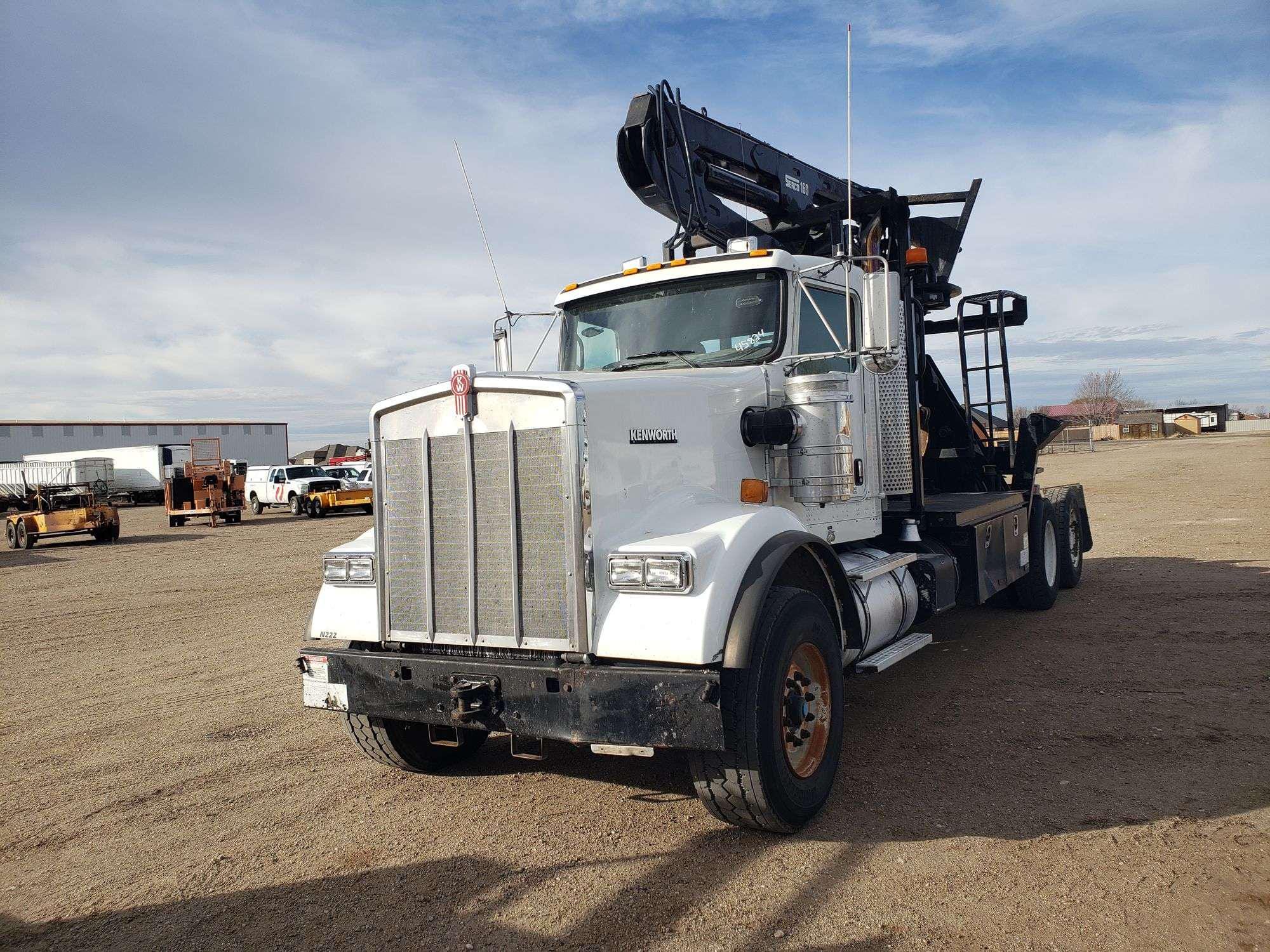 Main image Kenworth W9