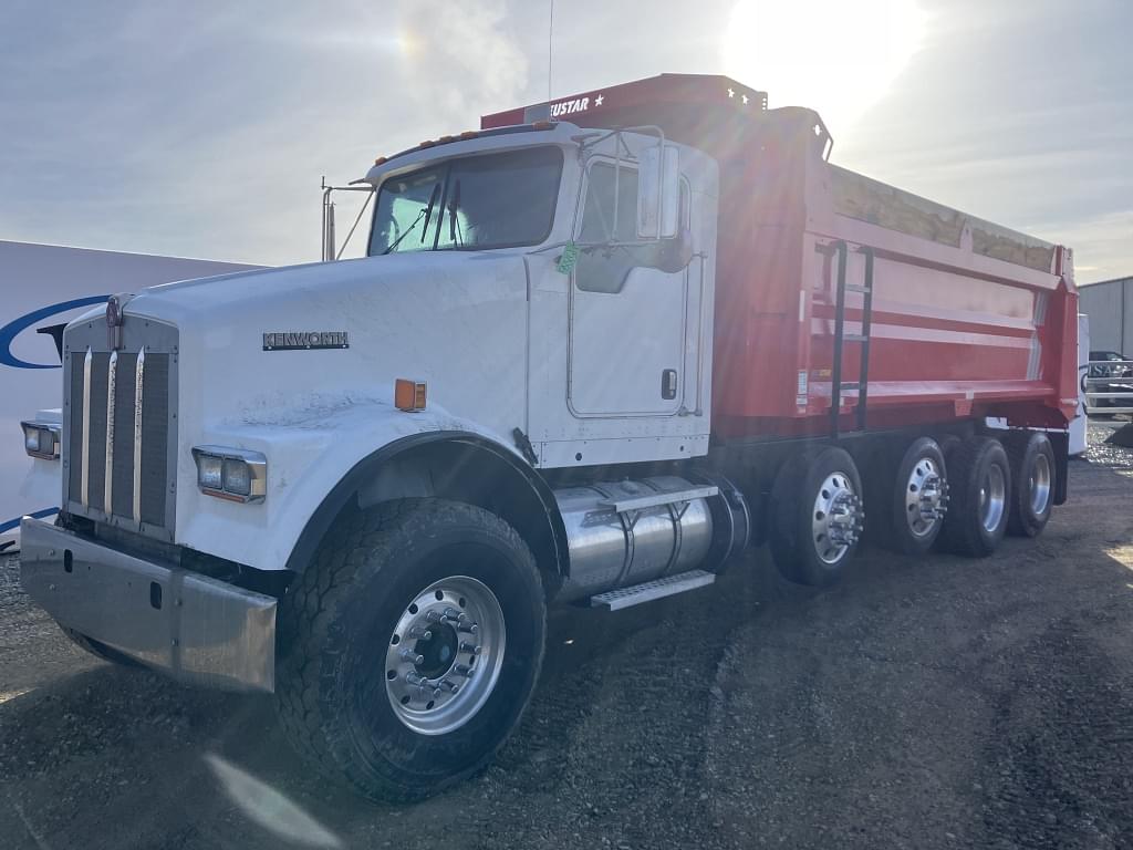 Image of Kenworth W900 Primary image