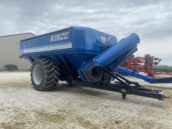 Image of Kinze 1100 Primary image