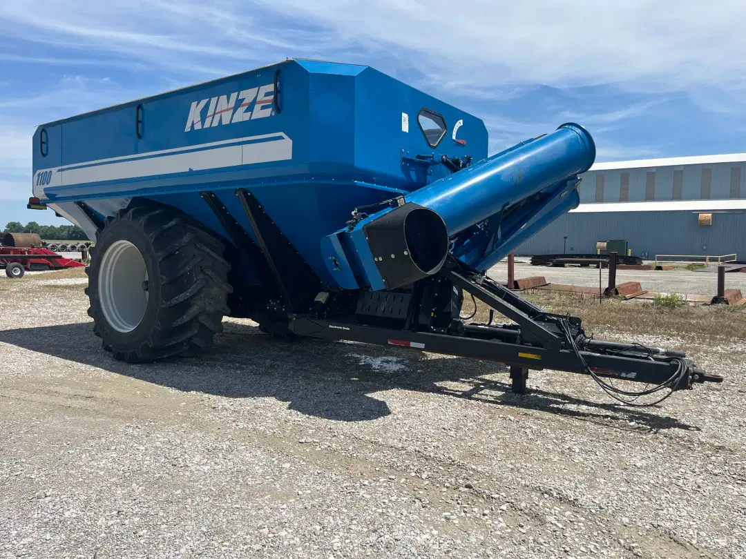 Image of Kinze 1100 Primary image