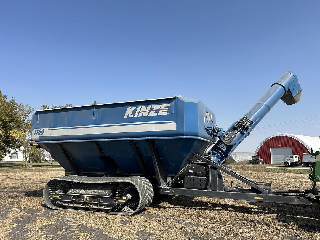 Image of Kinze 1100 Primary image