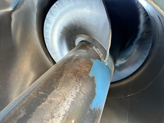 Image of Kinze 1300 equipment image 2