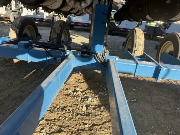 Image of Kinze 3500 equipment image 1