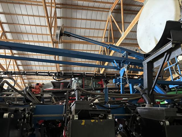Image of Kinze 3600 equipment image 2