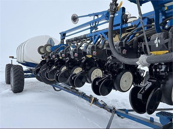 Main image Kinze 3600 87