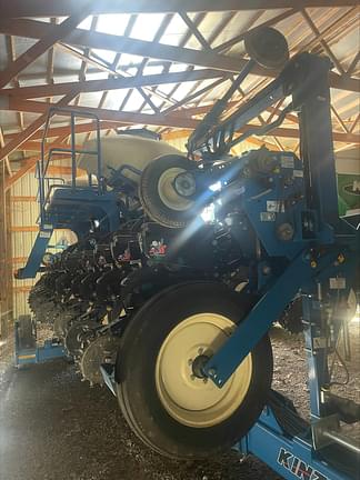 Image of Kinze 3600 Image 1