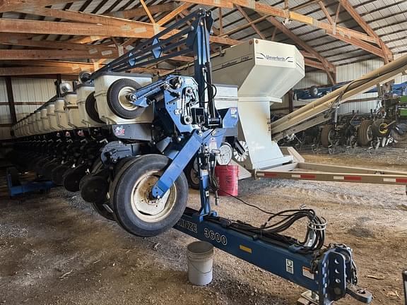 Image of Kinze 3600 Primary image