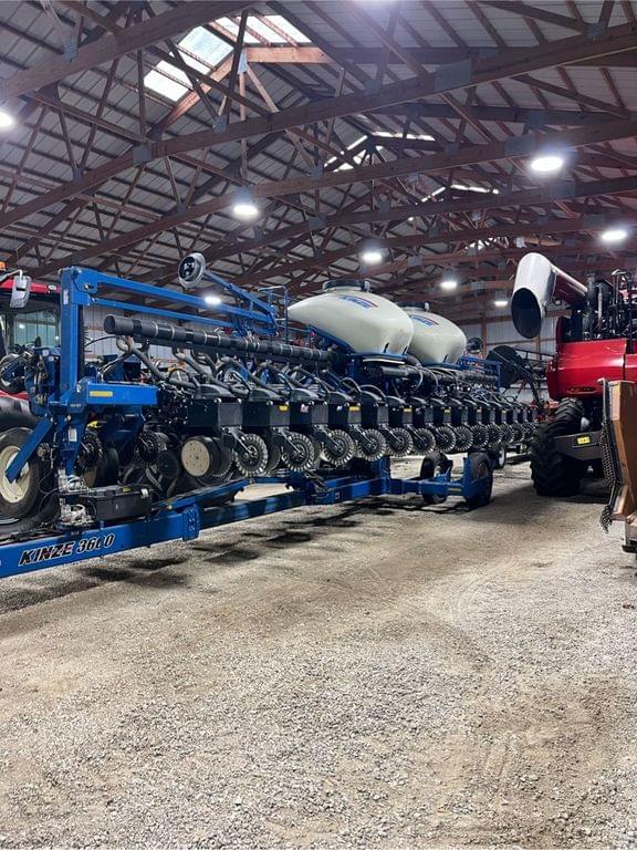 Image of Kinze 3600 Primary image