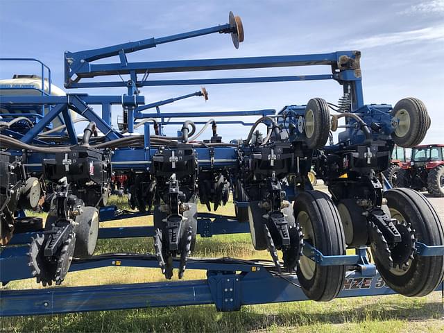 Image of Kinze 3600ASD equipment image 1