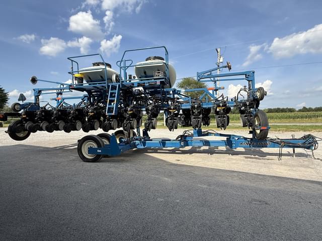 Image of Kinze 3600ASD equipment image 3