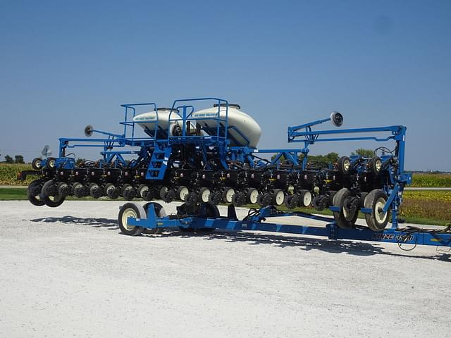 Image of Kinze 3600ASD equipment image 1