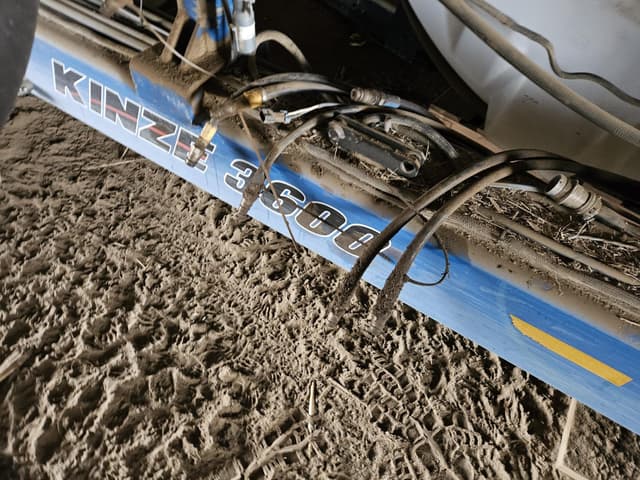 Image of Kinze 3600ASD equipment image 1