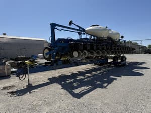 2012 Kinze 3660 Image