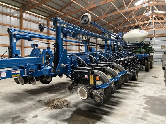 Main image Kinze 3800