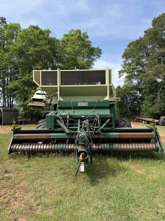 2012 KMC 3386 Equipment Image0