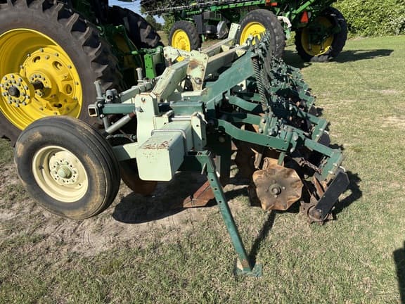 Image of KMC Undetermined equipment image 2