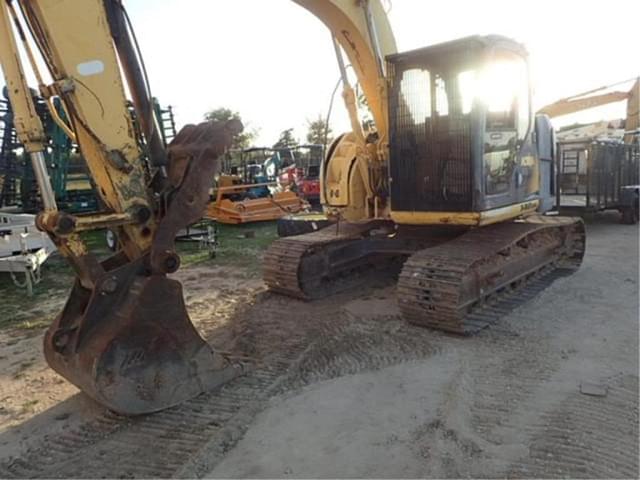 Image of Kobelco SK140 equipment image 2