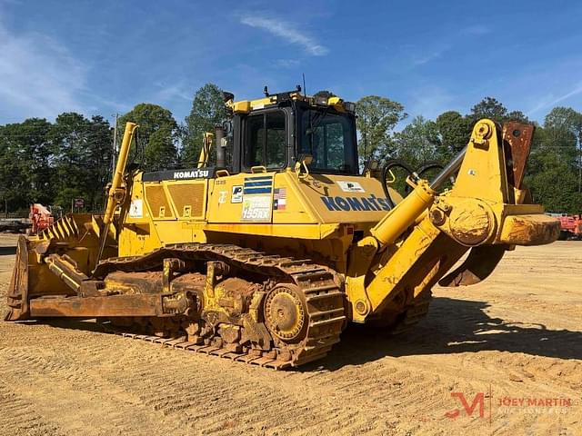 Image of Komatsu D155AX-7 equipment image 2