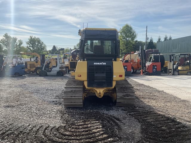Image of Komatsu D39PX-22 equipment image 2