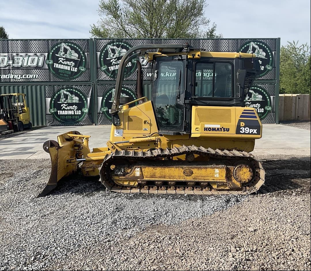 Image of Komatsu D39PX-22 Primary image