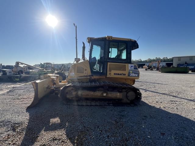 Image of Komatsu D39PX-22 equipment image 1