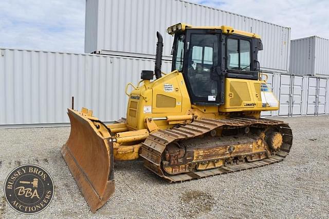 Image of Komatsu D51PXI-22 equipment image 3