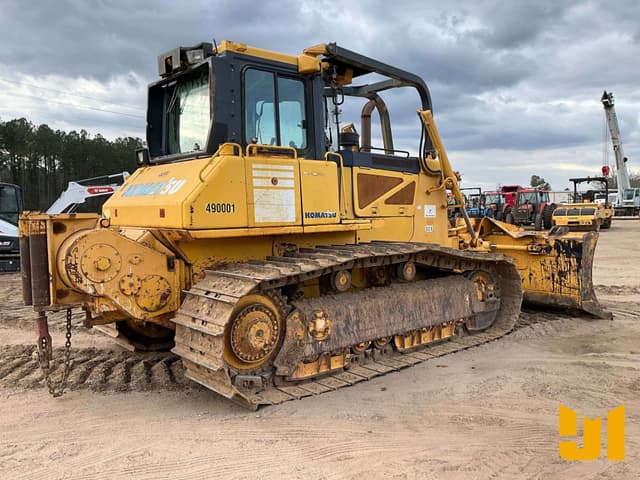 Image of Komatsu D65PX-17 equipment image 4