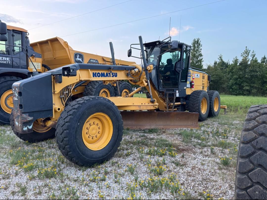 Image of Komatsu GD655 Primary image