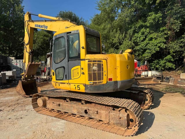 Image of Komatsu PC138USLC-8 equipment image 2