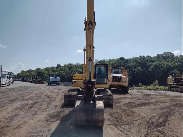 Image of Komatsu PC200 equipment image 1