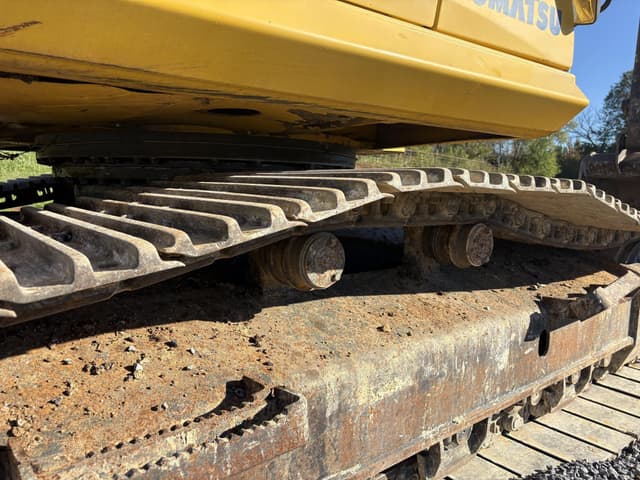 Image of Komatsu PC360LC-10 equipment image 3