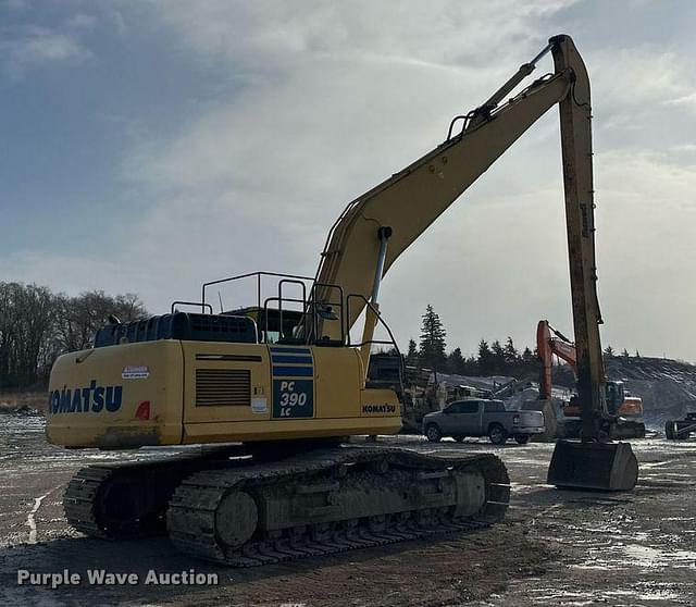 Image of Komatsu PC390LC equipment image 4