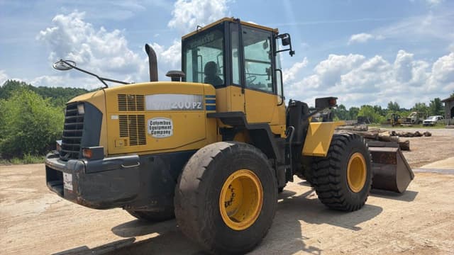 Image of Komatsu WA200PZ-6 equipment image 4