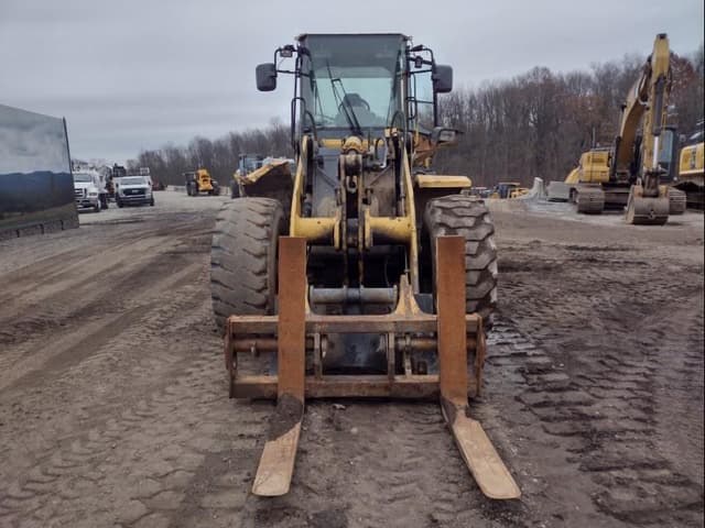 Image of Komatsu WA250-6 equipment image 1