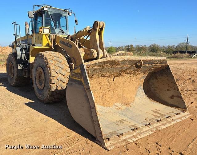 Image of Komatsu WA500-6 equipment image 2