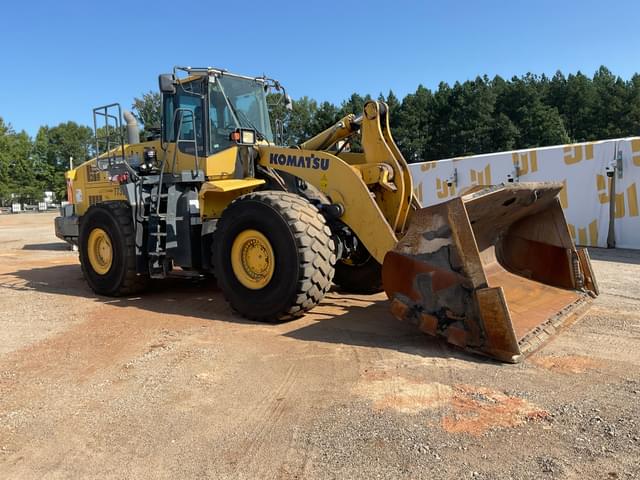 Image of Komatsu WA500-7 equipment image 2