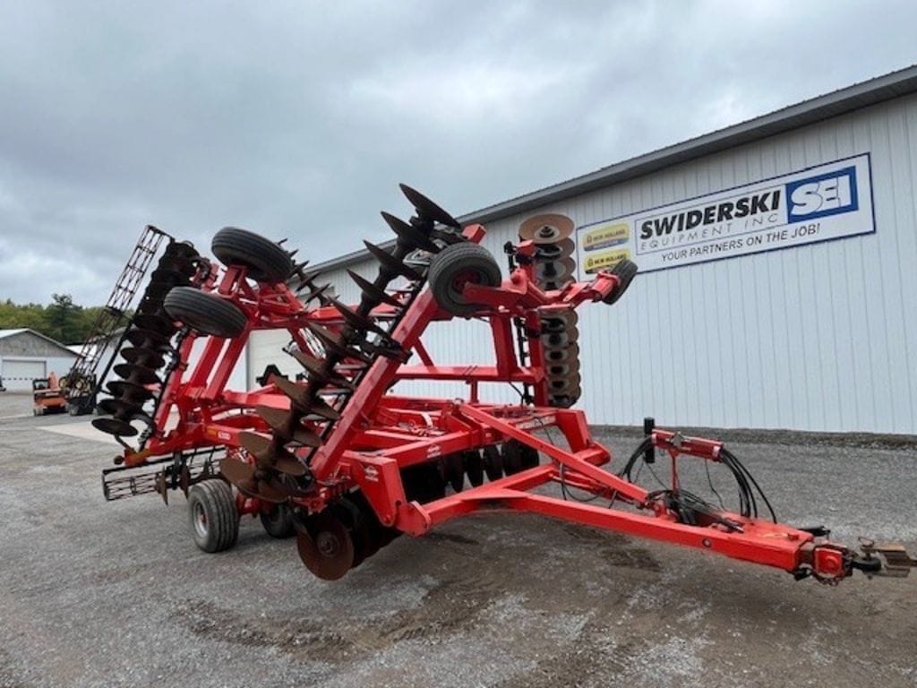 2012 Krause 8300 Equipment Image0
