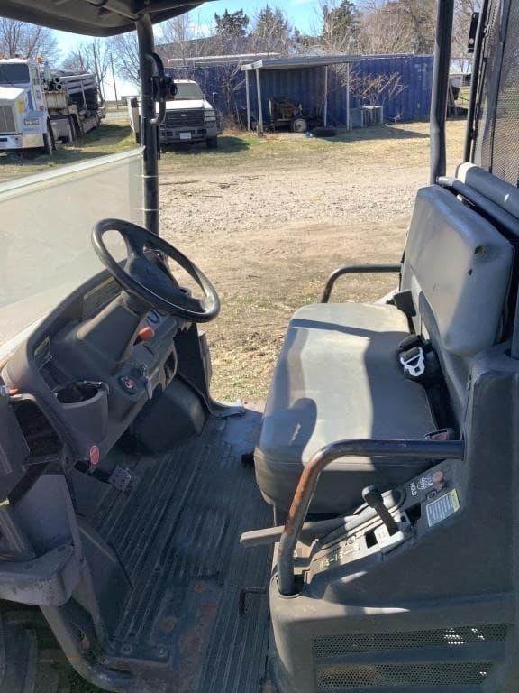Image of Kubota RTV1140CPX equipment image 3
