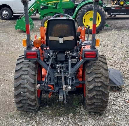 Image of Kubota B2320 equipment image 2