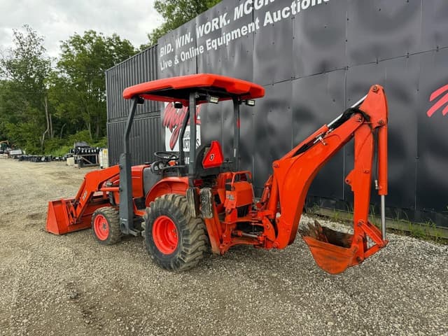 Image of Kubota B26 equipment image 1