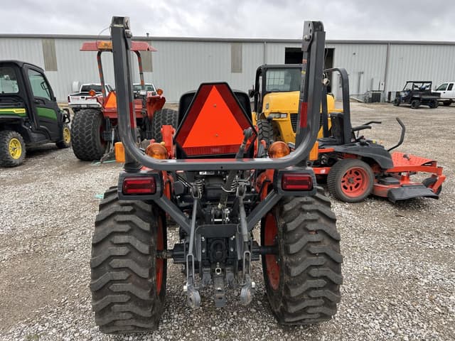 Image of Kubota B2620HSD equipment image 3