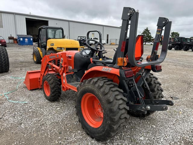 Image of Kubota B2620HSD equipment image 2