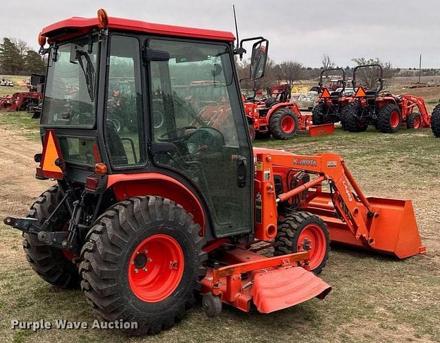 Image of Kubota B3000 equipment image 4