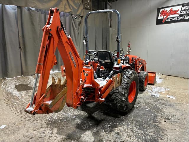 Image of Kubota B3300SU equipment image 4
