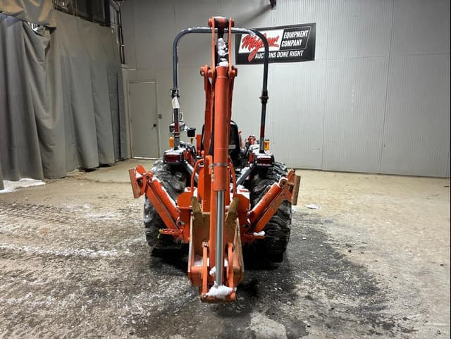 Image of Kubota B3300SU equipment image 3