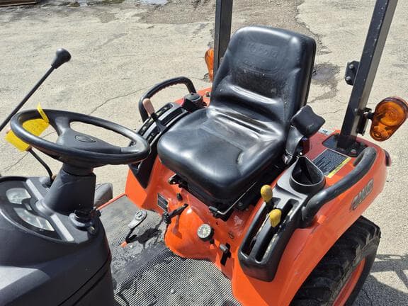 Image of Kubota BX2360 equipment image 4