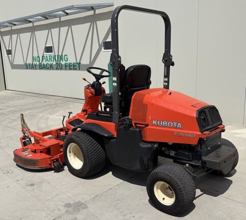 Image of Kubota F3080 equipment image 4