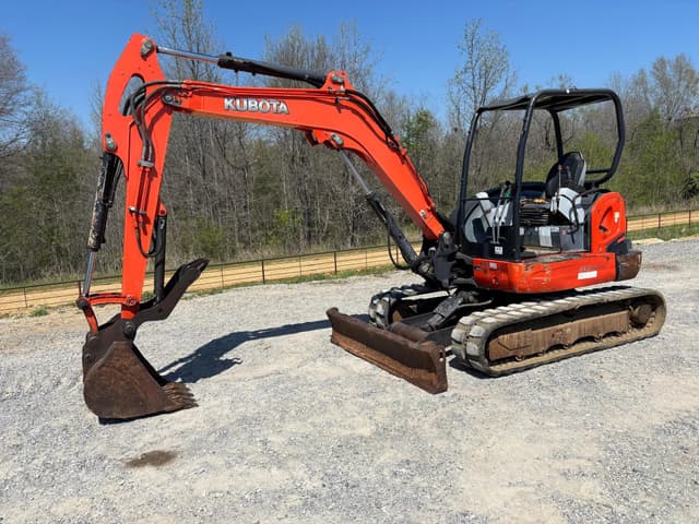 Image of Kubota KX057-4 equipment image 2